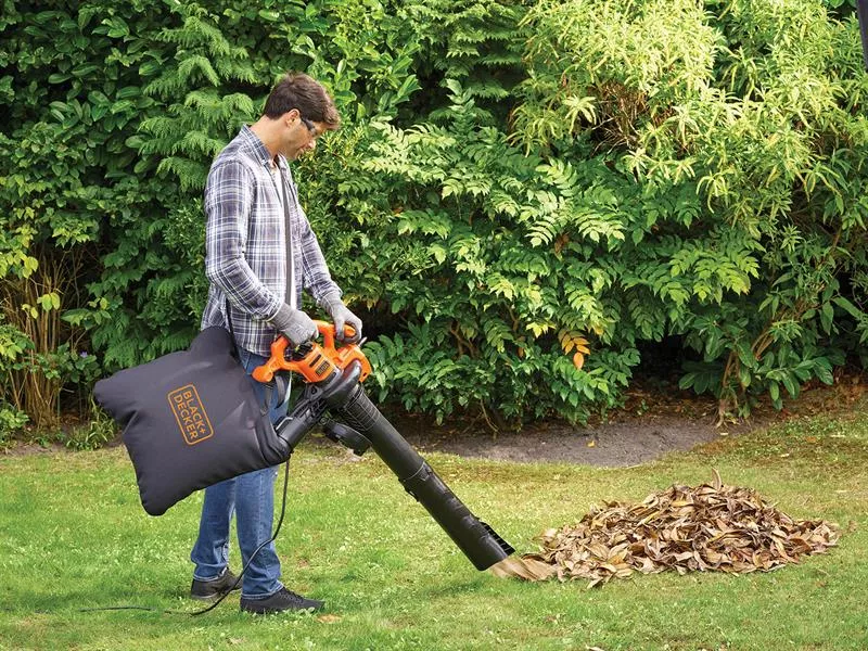 BLACK + DECKER BEBLV260 3-in-1 Electric Leaf Blower 2600W 240V