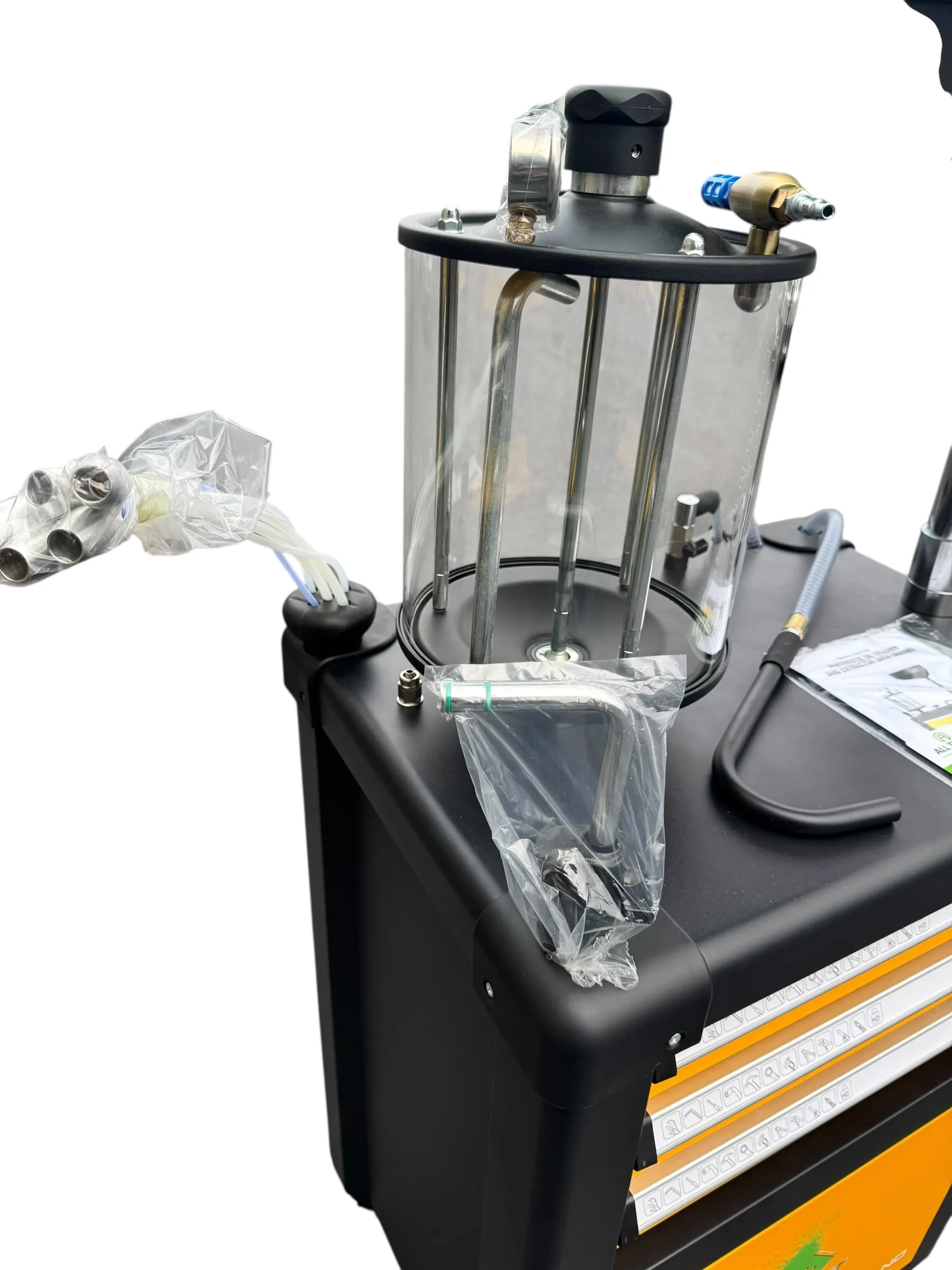 DETROIT INDUSTRIES PNEUMATIC OIL DRAINER & EXTRACTOR WITH DRAWERS - Image 3