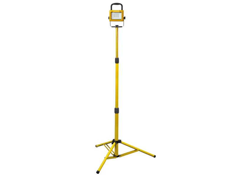 Faithfull Power Plus SMD LED Tripod Site Light 35W 240V - Image 2