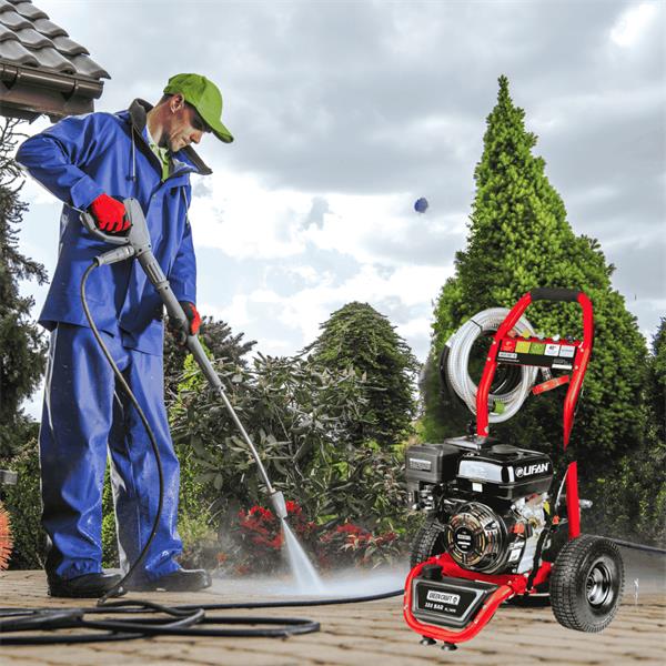 GREEN CRAFT 7HP PETROL PRESSURE WASHER WITH DETERGENT TANK - Image 2