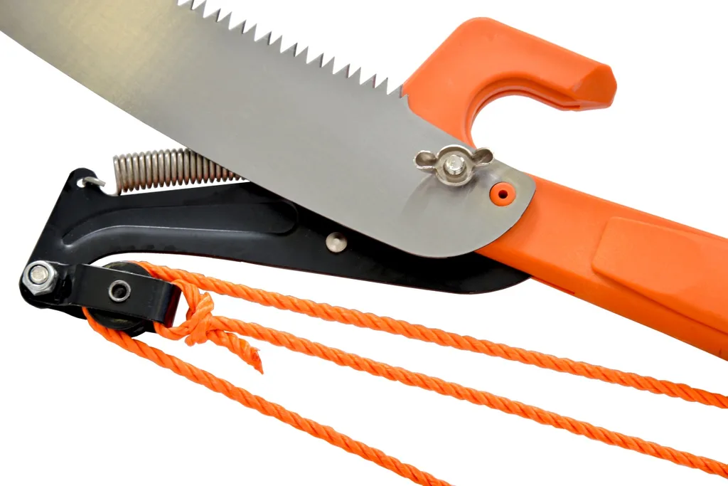 HECHT CARBON STEEL 20MM PRUNING SAW WITH TELESCOPIC HANDLE - Image 3