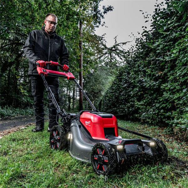 MILWAUKEE 53CM LAWNMOWER CW X2 12AH BATTERIES - Image 3