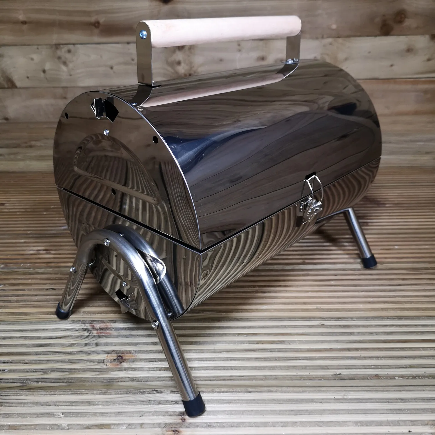 REDWOOD STAINLESS STEEL PORTABLE BARBECUE - Image 2