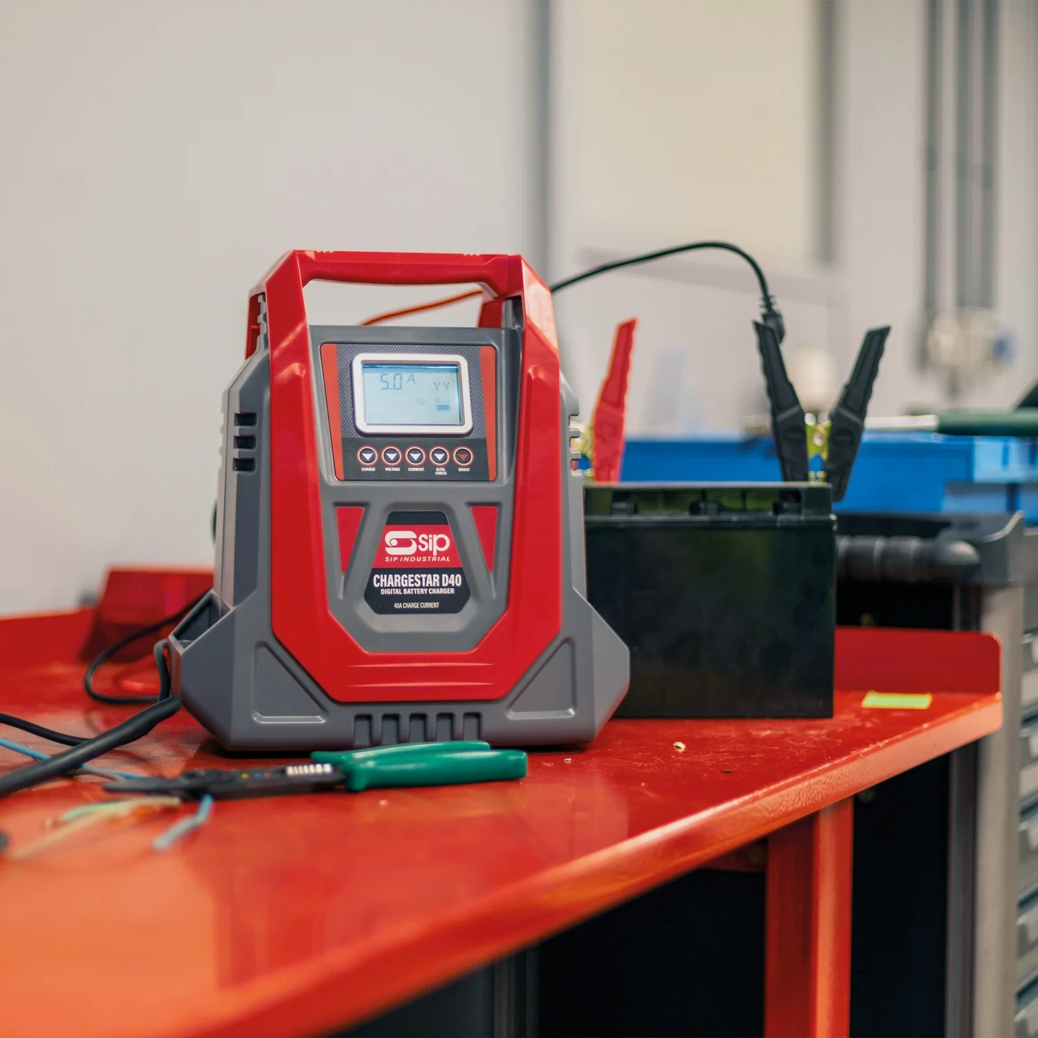 SIP CR-40 BATTERY CHARGER - Image 2